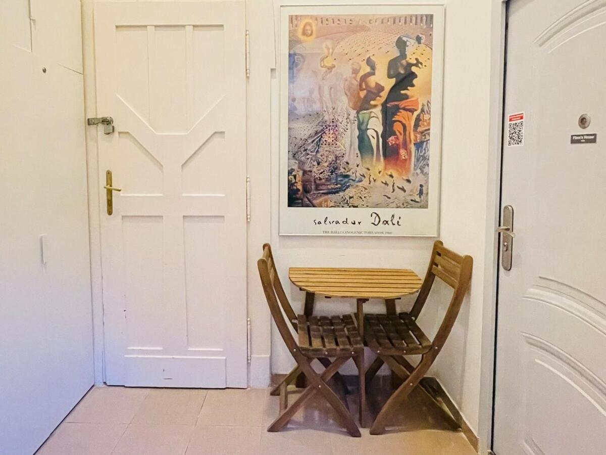 Stylish 1br - Flora's House Apartament Budapeszt