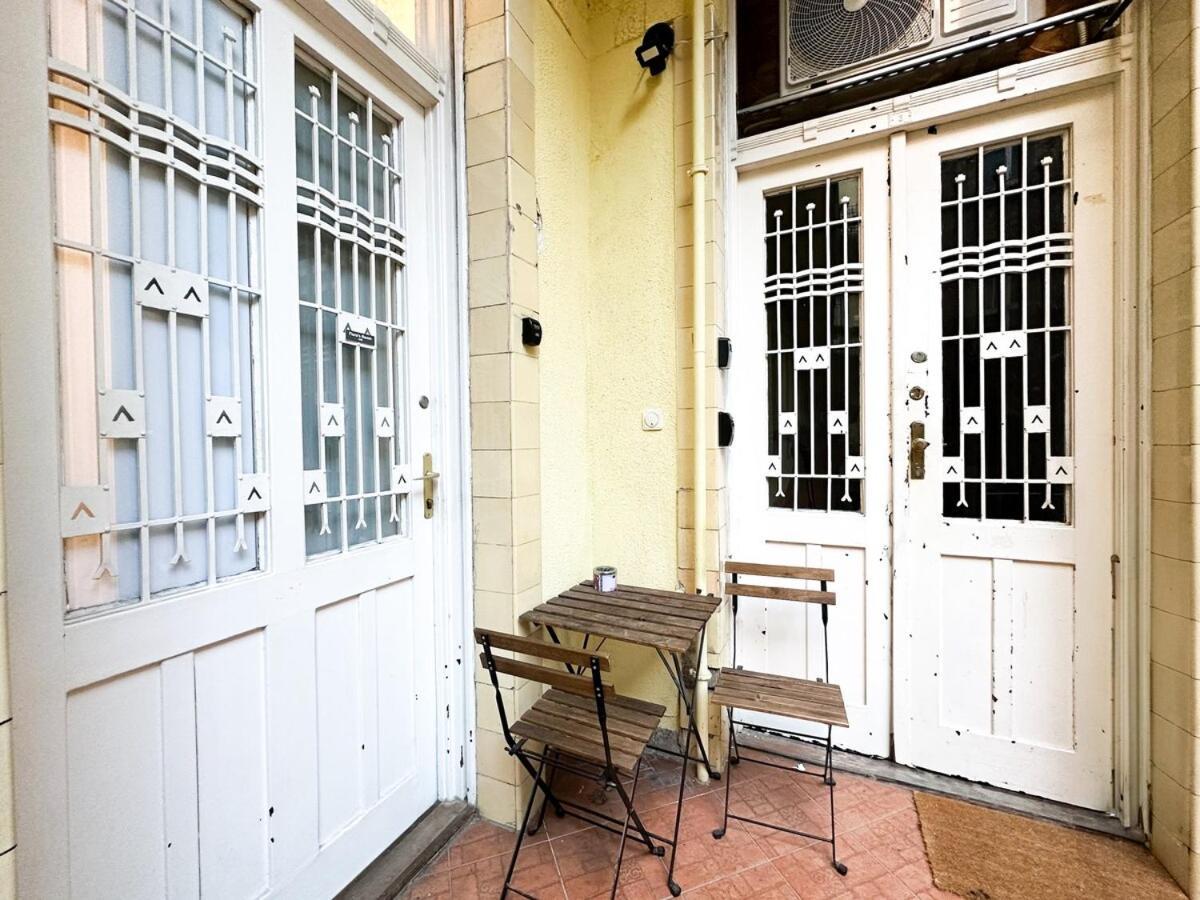 Apartament Stylish 1br - Flora's House